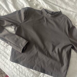 Garage backless long sleeve